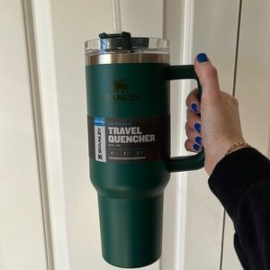 Authentic 40oz Stanley quencher tumbler
